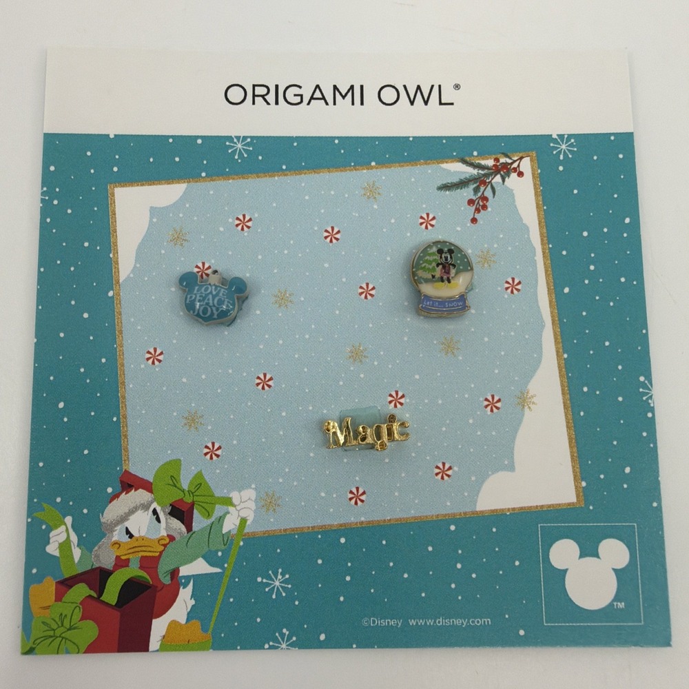 Origami Owl Charm Set Disney Collectors Club Exclusive Mickey Snow Globe MAGIC